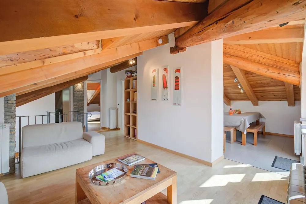 Sunny Penthouse