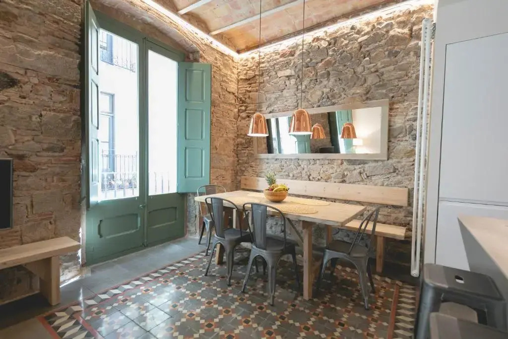 Bravissimo Mercaders, beautiful 3 bedroom apartment