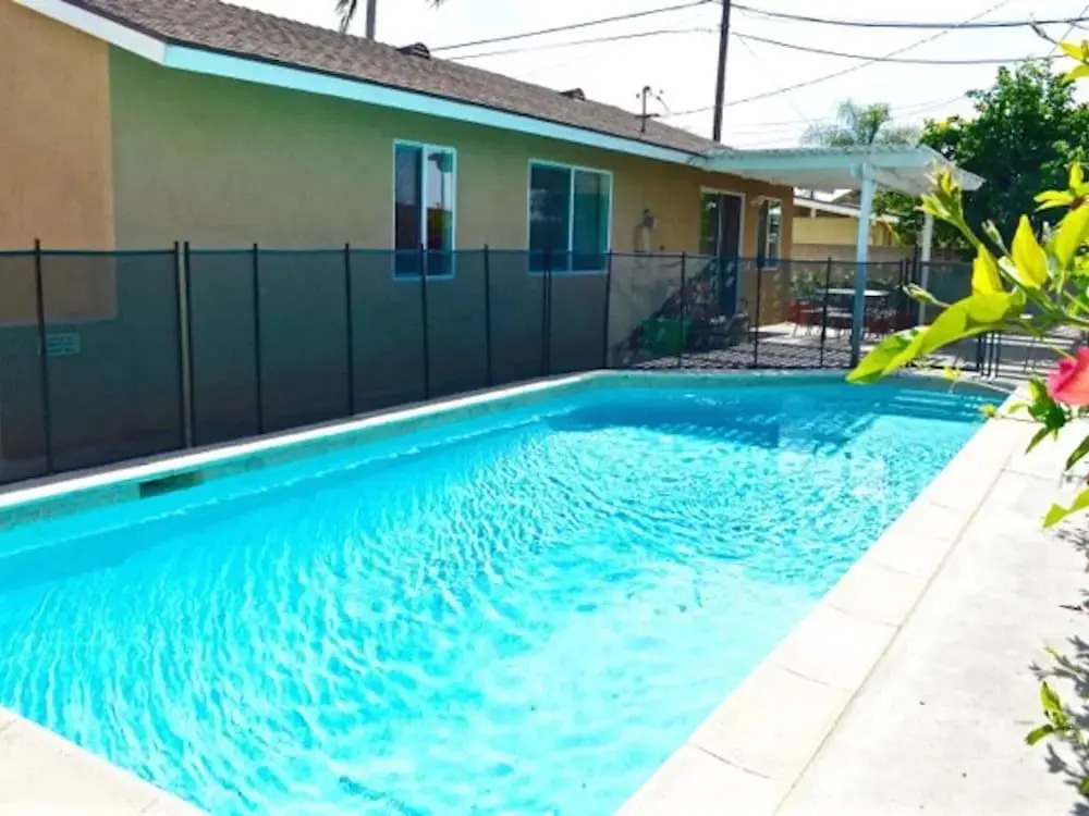 A Wrinkle In Time 4 Bedrooms 2 Bathrooms Home