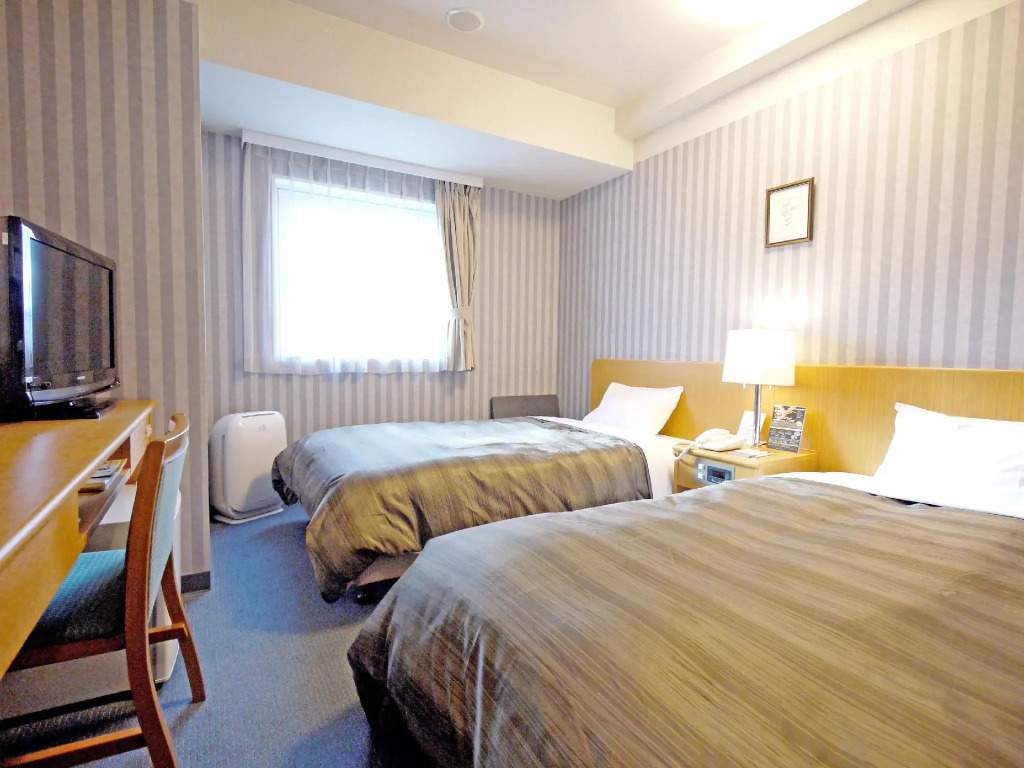 Hotel Route-Inn Sapporo Shiroishi
