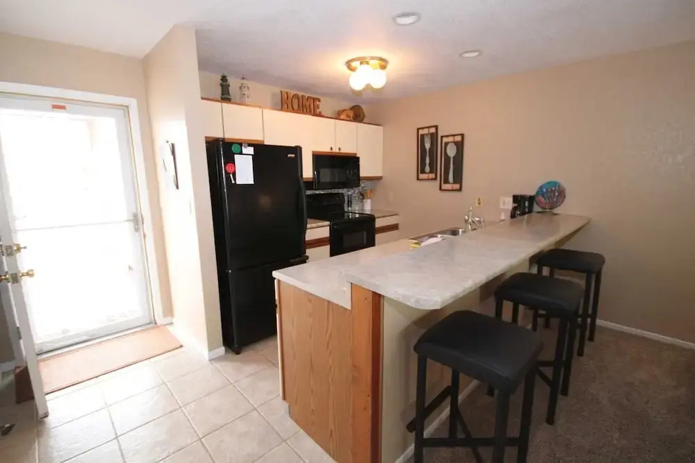 Baypoint 2 Bedroom Condo
