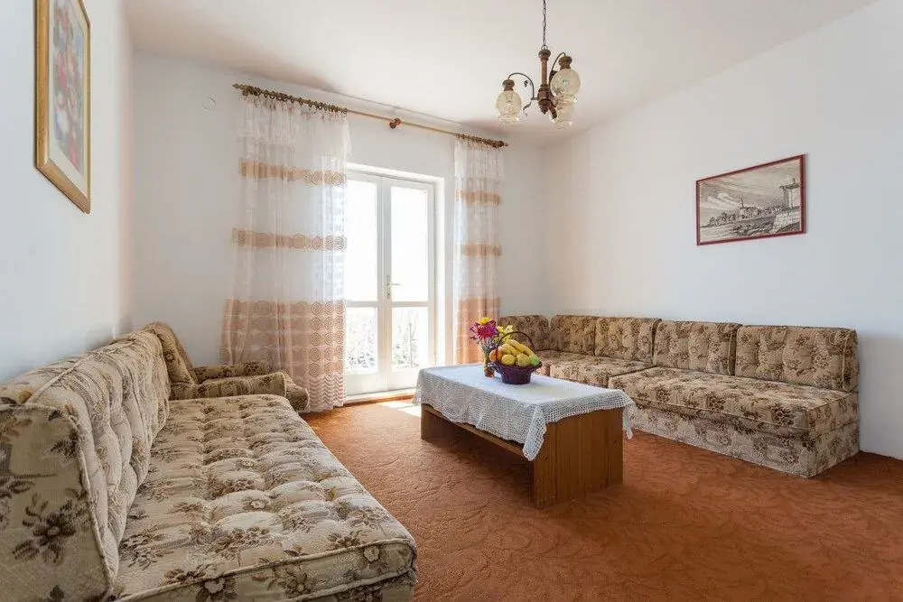 Alan Apartment