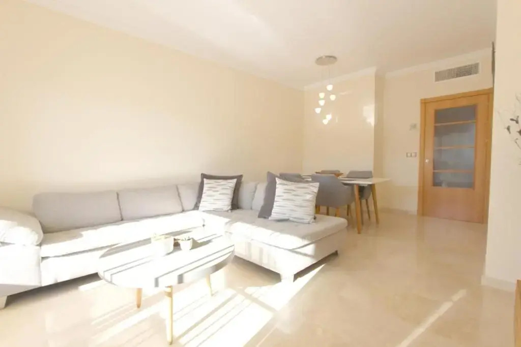 Sabinillas Beautiful 2 bedrooms apartment in great urbanization RD002