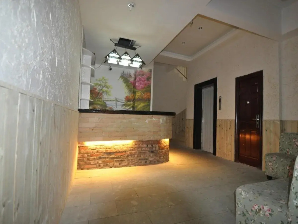 Chengdu Peach Garden hotel