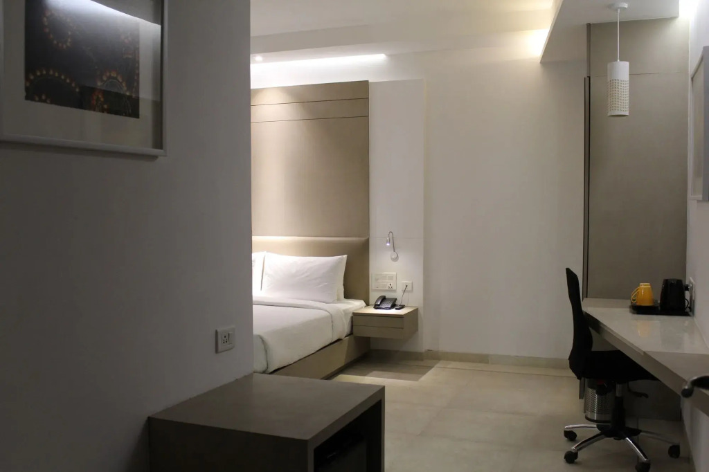 Keys Lite by Lemon Tree Hotels, Mayfield, Gurgaon
