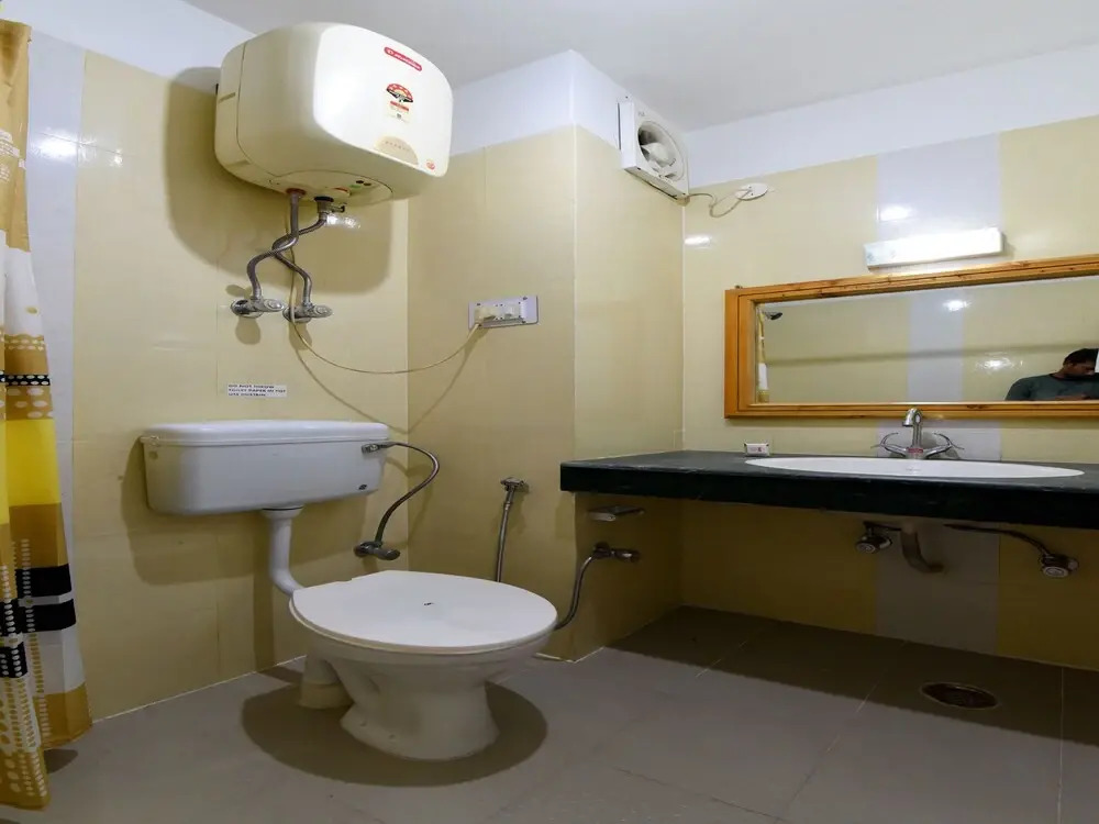 OYO 13947 Tourist Nest
