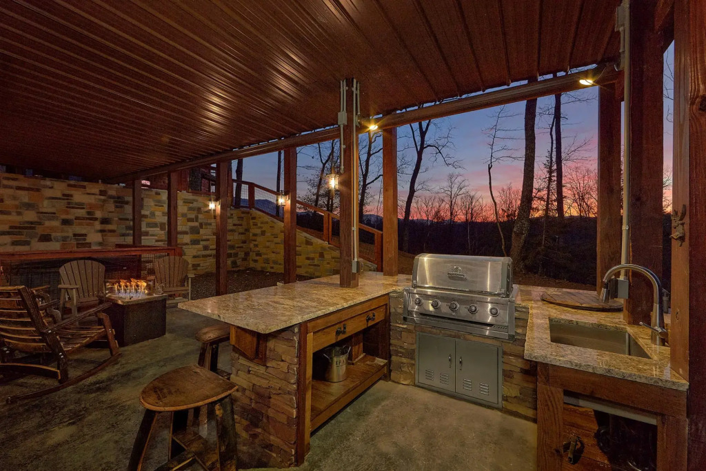 Barrel Top Lodge in Gatlinburg