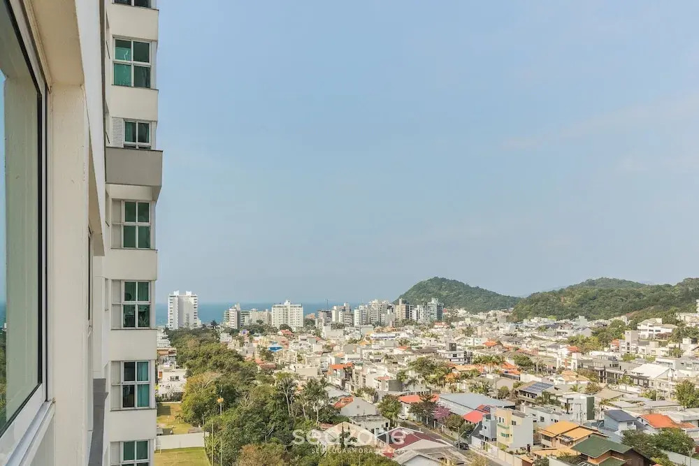 Apartments 850m From Praia Brava - RCX