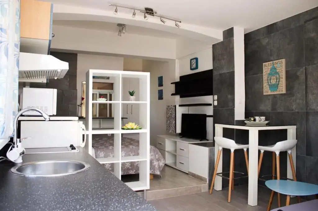 Apartments Markov