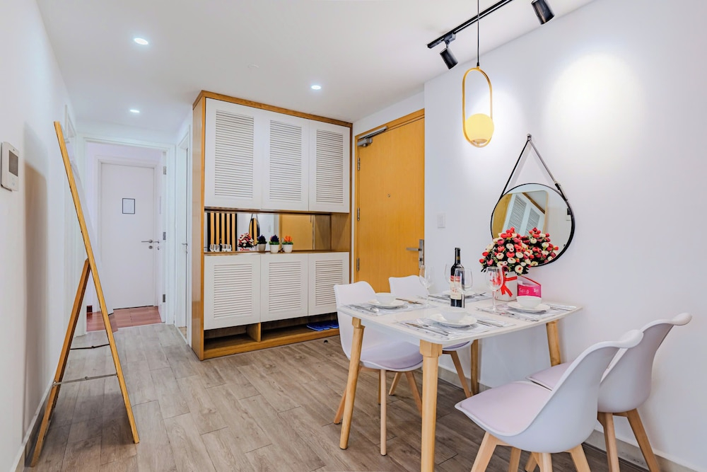 MASTERI Premier Residence