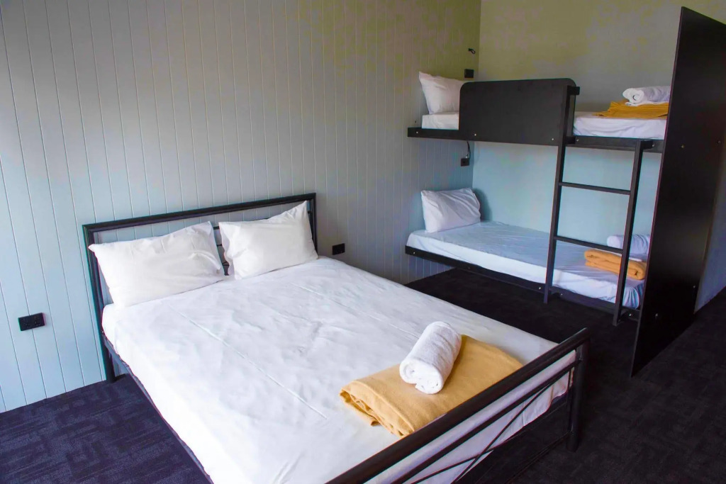 Bunk Surfers Paradise 18-35 Backpacker Hostel