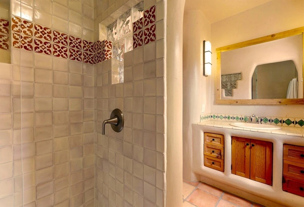2bd Casa Divina