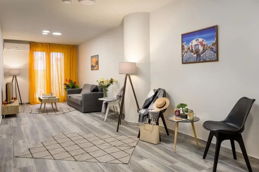 Supreme Luxury Suites by Athens Stay