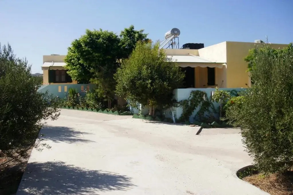 "Kouremenos Beach" seaside Apartments