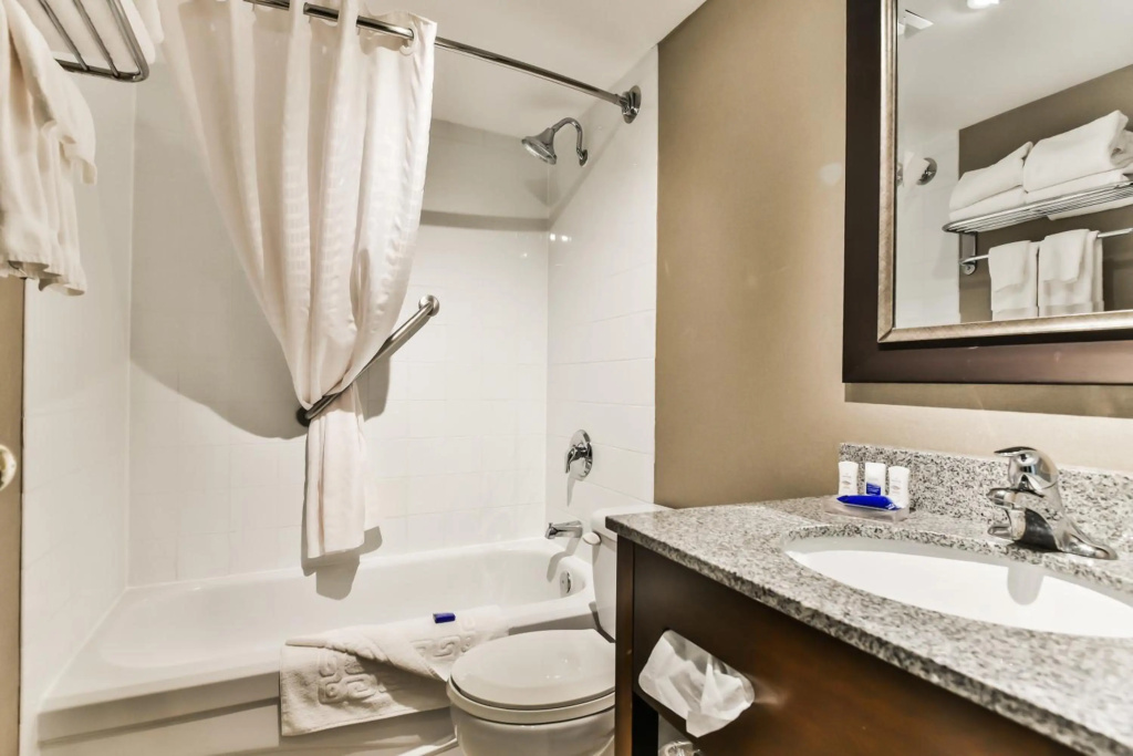 Best Western Plus Cambridge Hotel