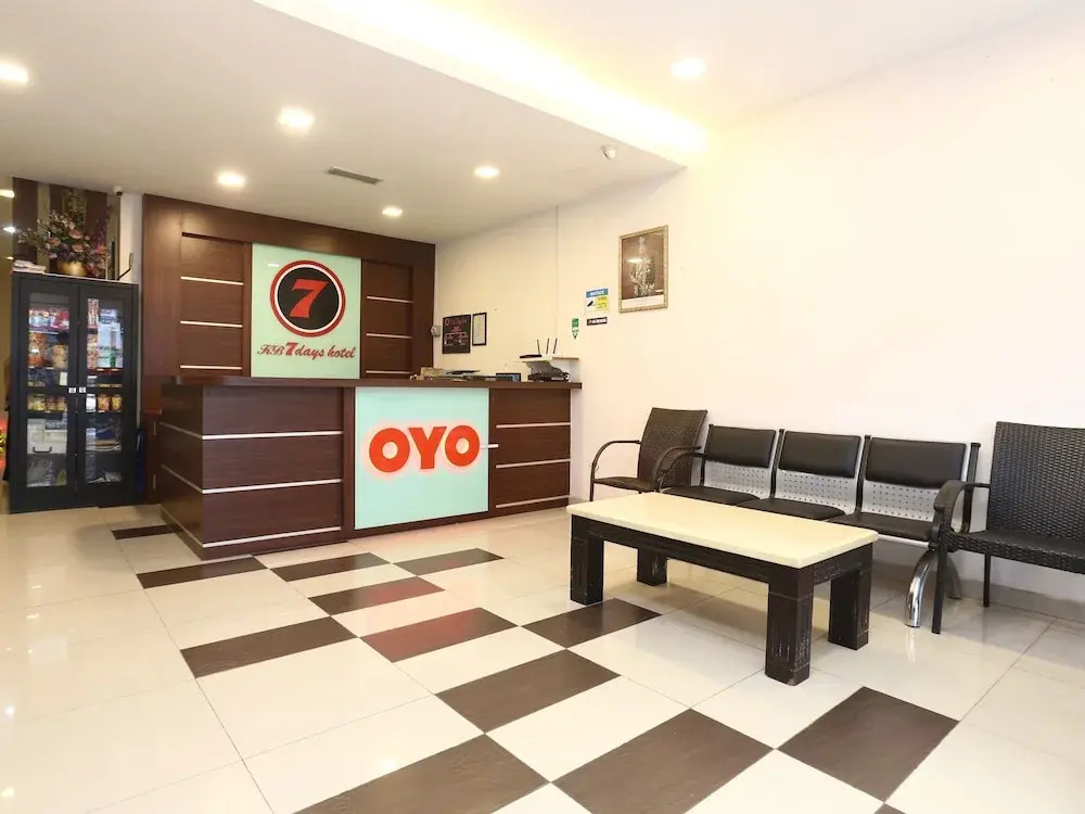 Kb 7 Days Hotel By OYO Rooms