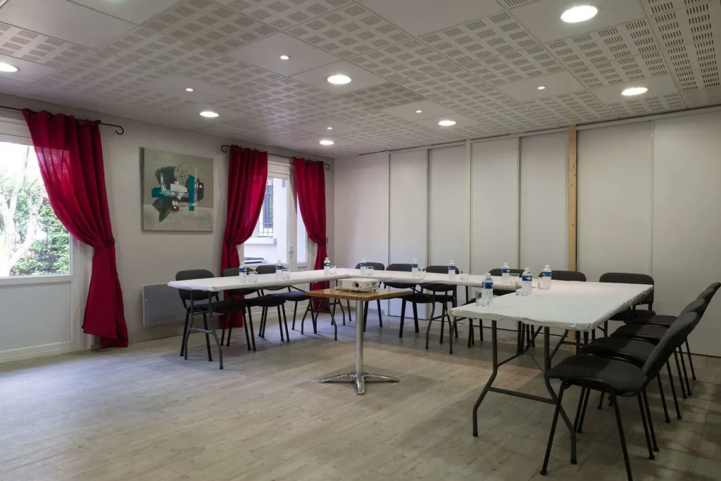 Noemys Valence Nord - hotel restaurant