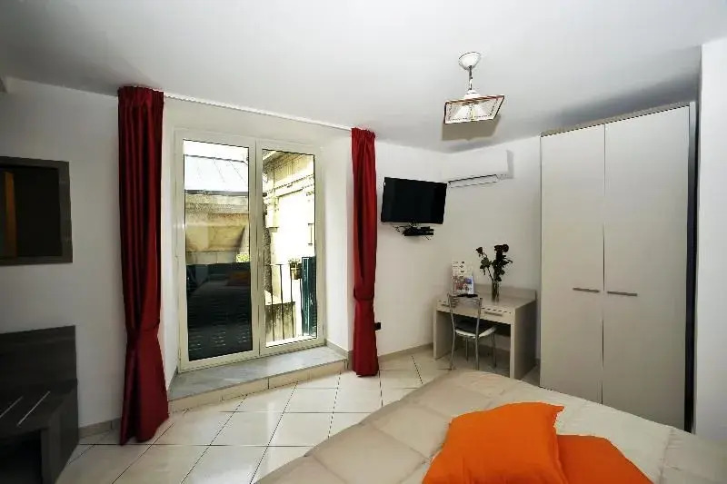 Italia Apartment