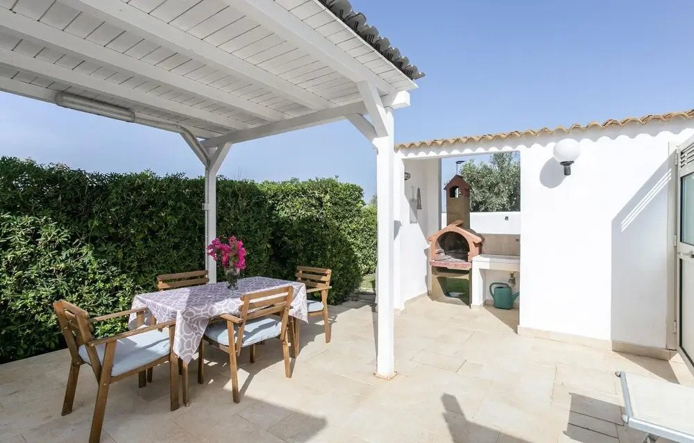 Nice Apartment in Reitani Noto With Wifi and 2 Bedrooms