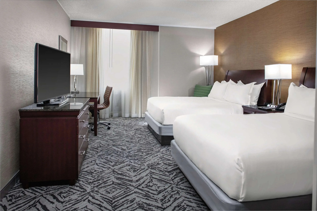 DoubleTree by Hilton Hotel & Executive Meeting Center Omaha-Downtown