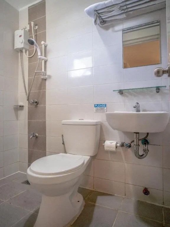 Obrero Suites