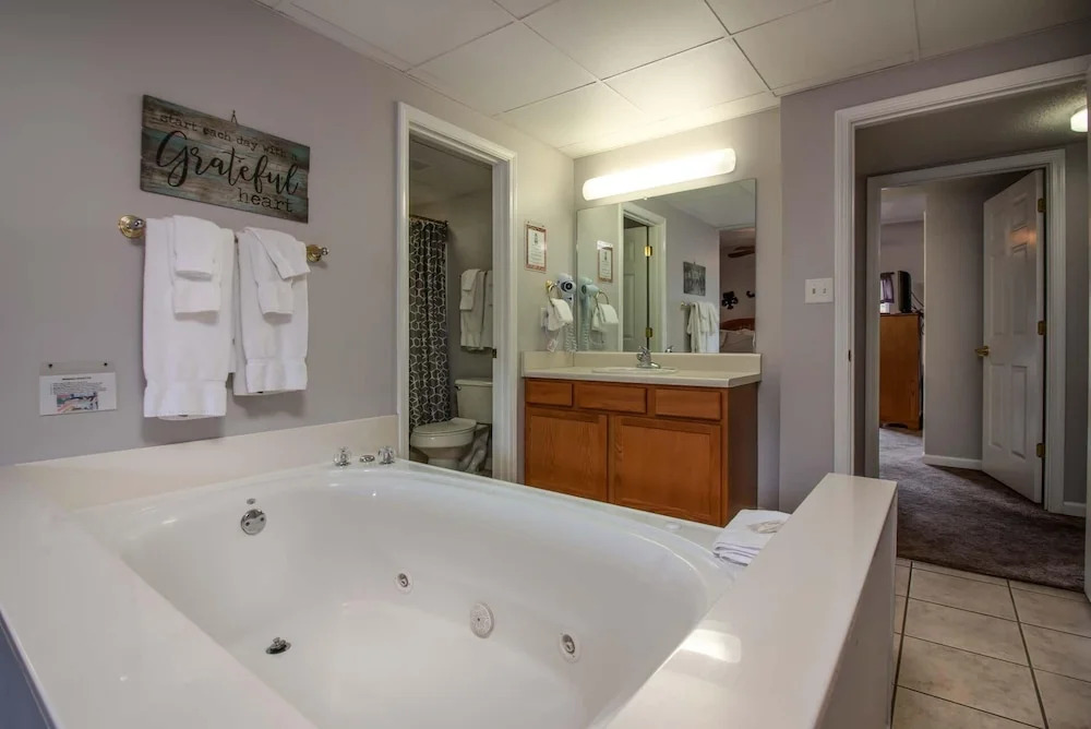 Whispering Pines 634