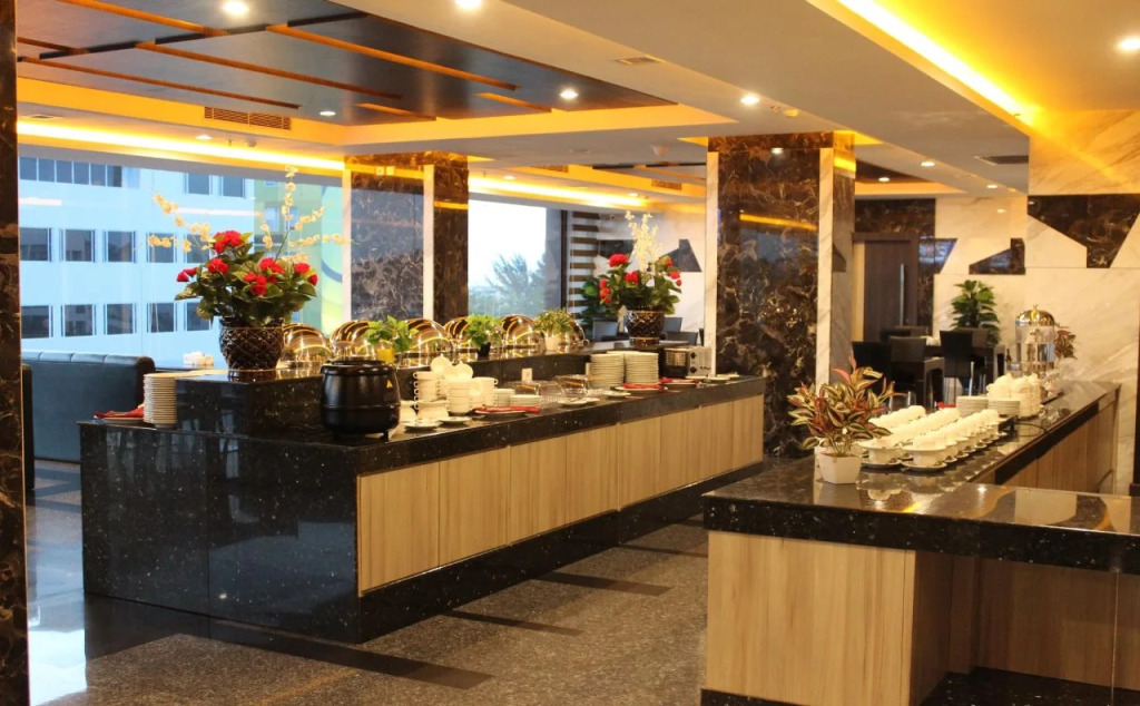 M One Hotel