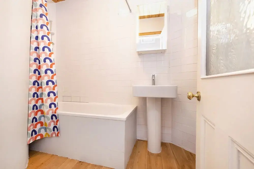 JOIVY 3 Bed Meadows Flat Near Castle & Royal Mile