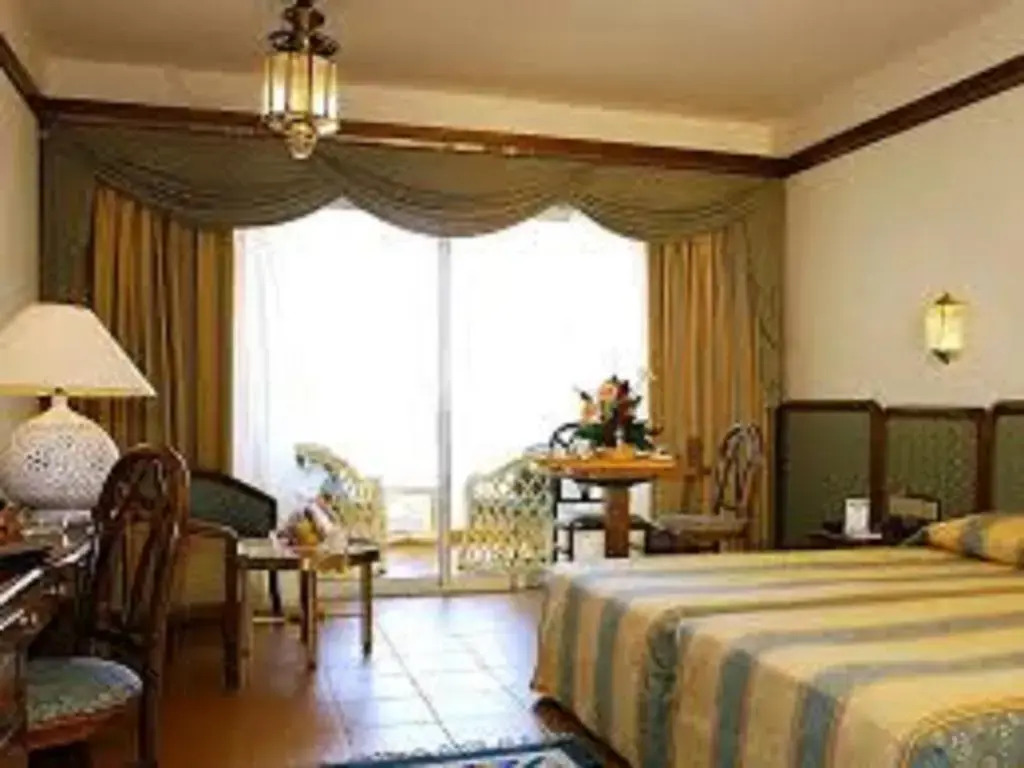 Coral Bay Prestige Apartment