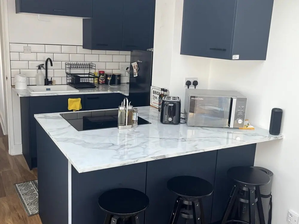 Newly Refurbished 1-bed Apartment in Croydon Se25