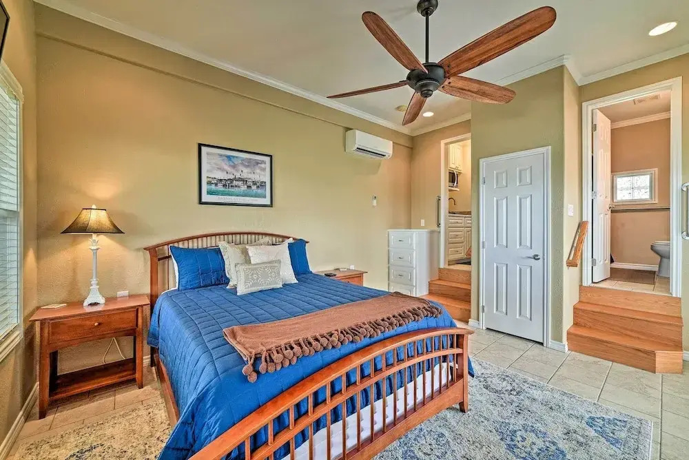 Waterfront Rockport Home w/ Deck & Boat Ramp!