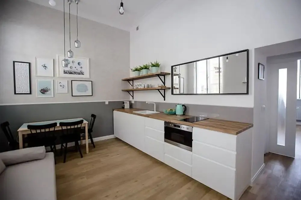 Adele Old Town Apartment