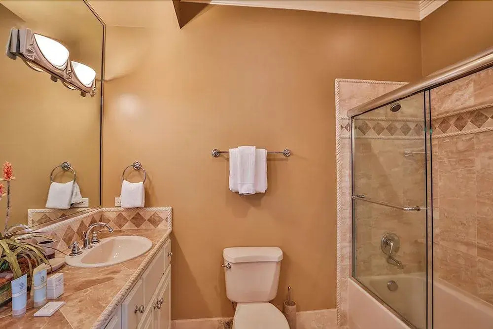 Bella Luna 4 Bedroom Holiday Home by Five Star Properties