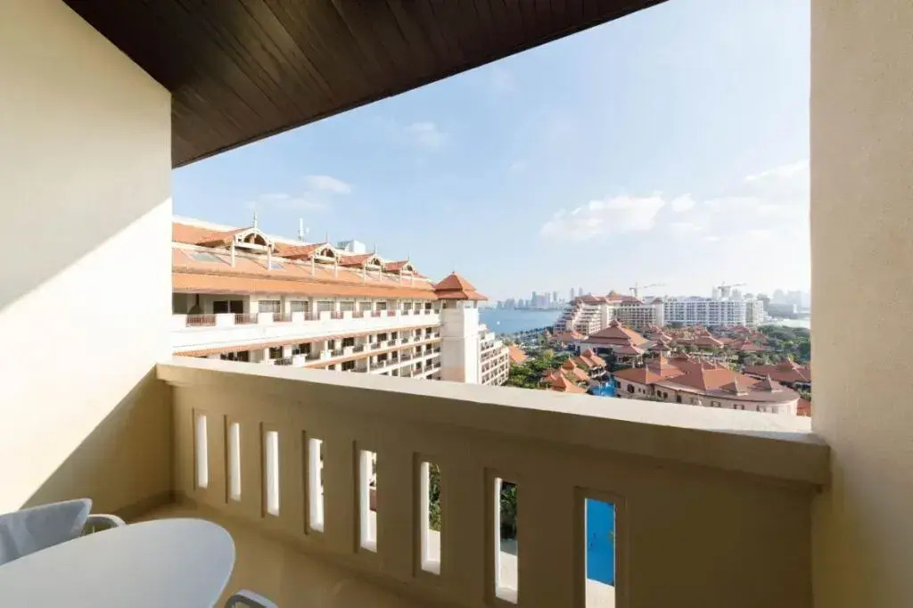 Maison Privee - 5* Resort stay on Palm Jumeirah w/ Sea View