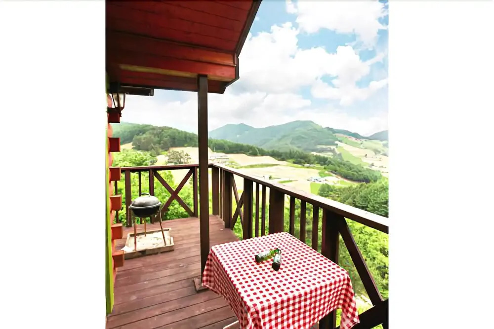 Jeongseon Starry Glow Camping Pension