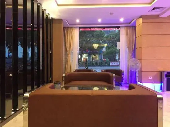 Box Space Xinzhiwan Hotel (Shanghai Bay University City Branch)