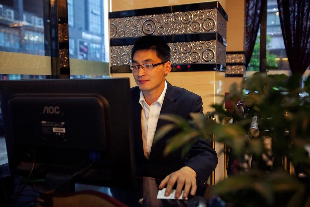 Yiwu Luckbear Hotel