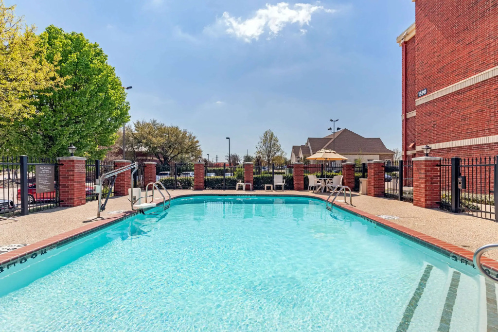 Comfort Suites McKinney-Allen