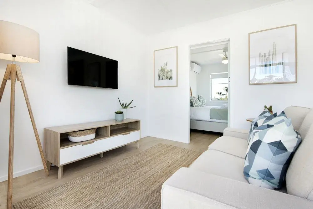 Ventura Beach Motel - 1 Bedroom Unit 8