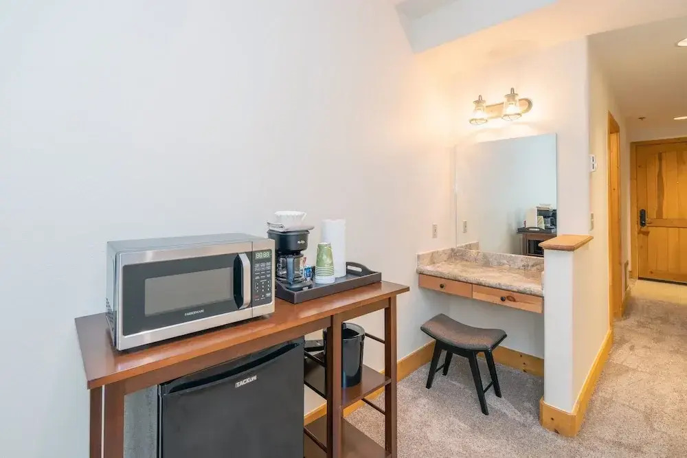 Bear Creek Lodge 303 3 Bedroom Condo by Alpine Lodging Telluride