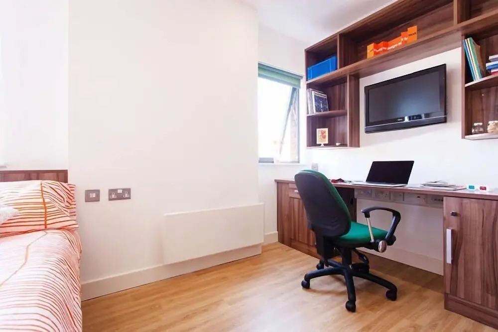 Relax By MPH-200 Chic Studios In Prime Bristol
