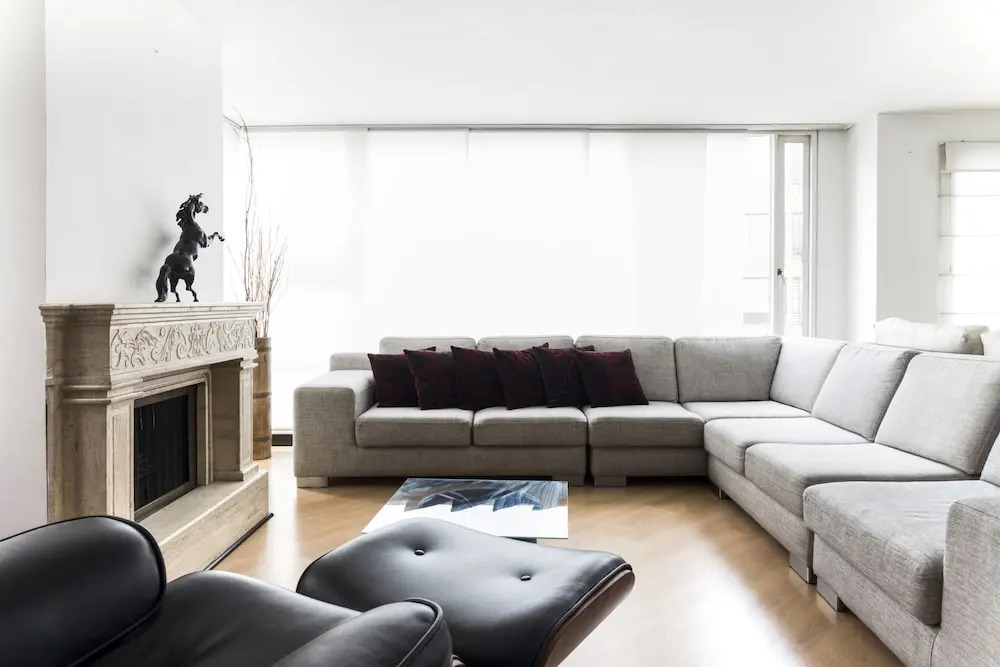 Modern Designer Flat By NOMAD GURU
