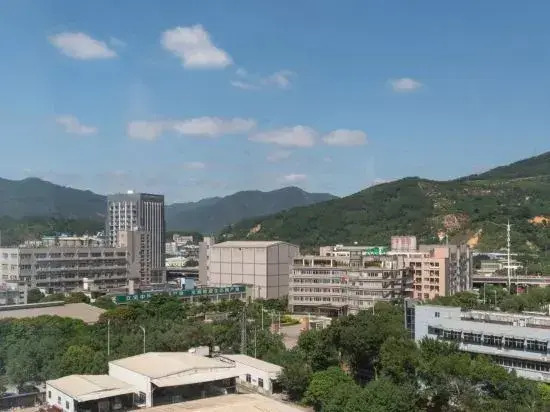 GreenTree Eastern Hotel (Fuzhou Software Park Jingxi Houyu Subway Station)
