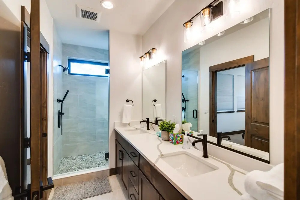 In Granby Ranch Ski Resort: Sleek Home w/ Hot Tub!
