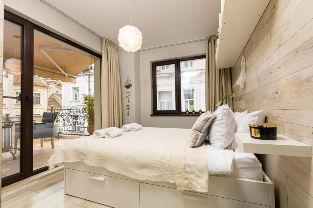 Luxury Central Apartment