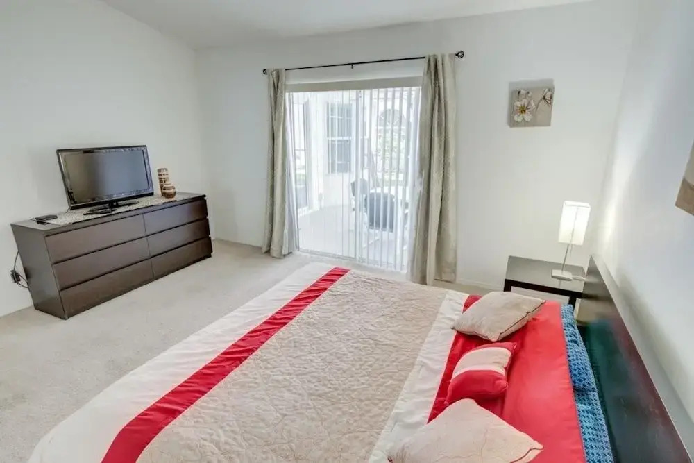 Peaceful Windward Cay 3 Bedroom Home by Redawning