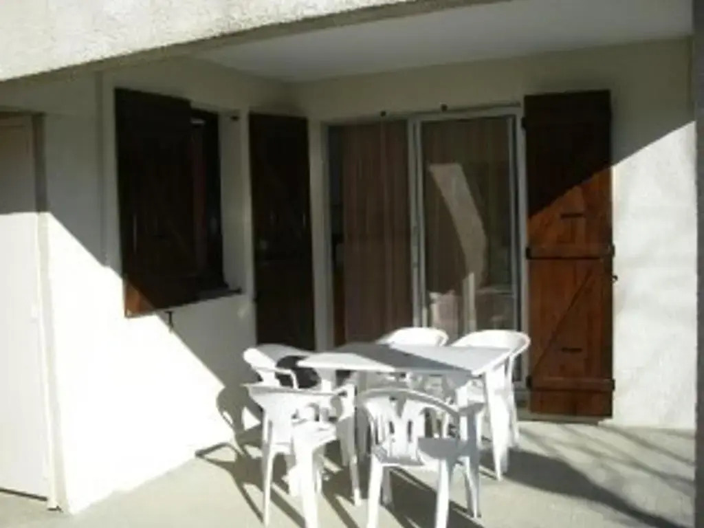 Appartement Saint-Cyprien, 2 pièces, 4 personnes - FR-1-225D-227