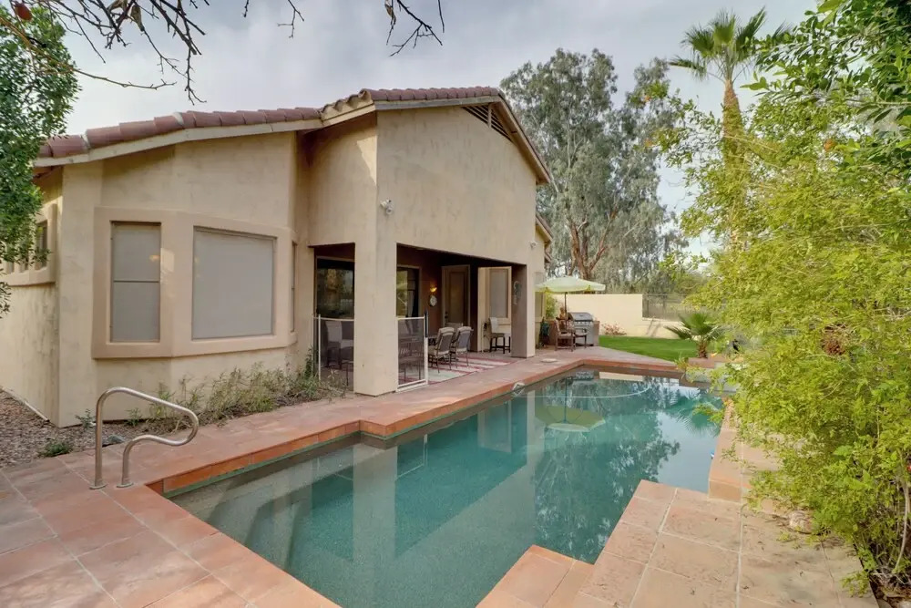 Private Pool + Resort Perks: Phoenix Golf Getaway