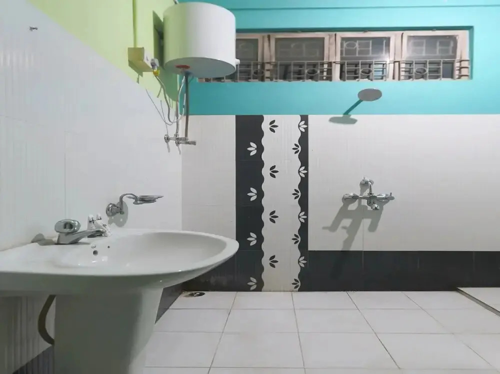 N N Residency by OYO Rooms