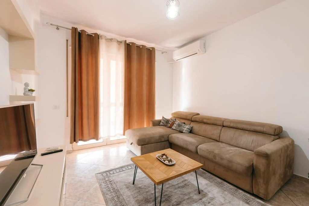 Rs place 1-bedroom apartment with free parking